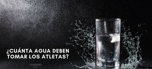 ¿Cuánta agua deben tomar los atletas?